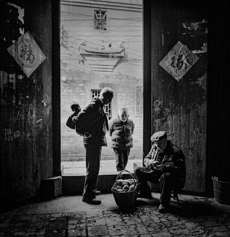 Wang Lixin - A-lifetime-of-hardship
